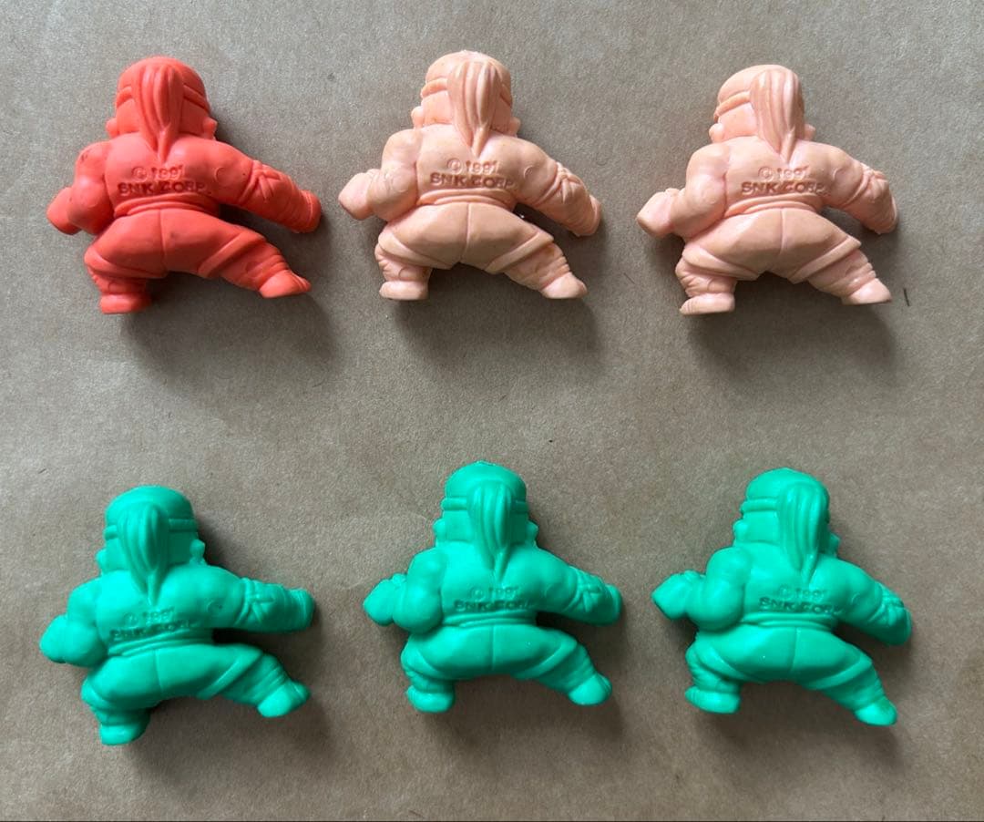 餓狼伝説　消しゴム　３７個セット