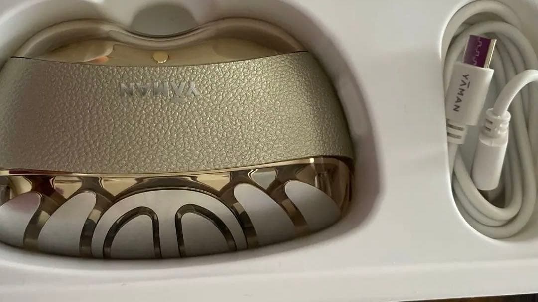 箱無しでの発送　YAMAN リフトロジー　美顔器　開封済み