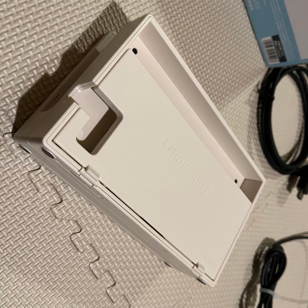 Nintendo Switch あつまれどうぶつの森　本体　完備品　おまけ付き