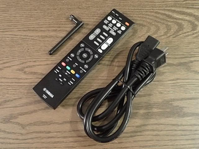 YAMAHA　AVアンプ　RX-V779　共用リモコン・超美品・快調・快音です