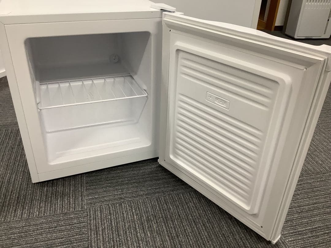 2024年製 1ドア冷凍庫 マクスゼン JF033HM01 33L