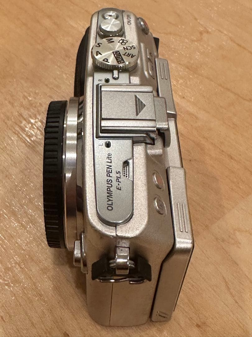 OLYMPUS E-PL5 デジタル一眼レフ 本体とレンズ2本