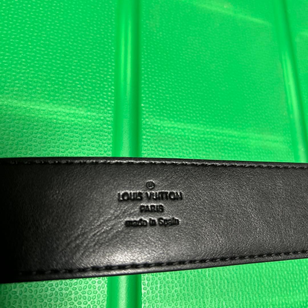 LOUIS VUITTON ブラックレザーベルト 100