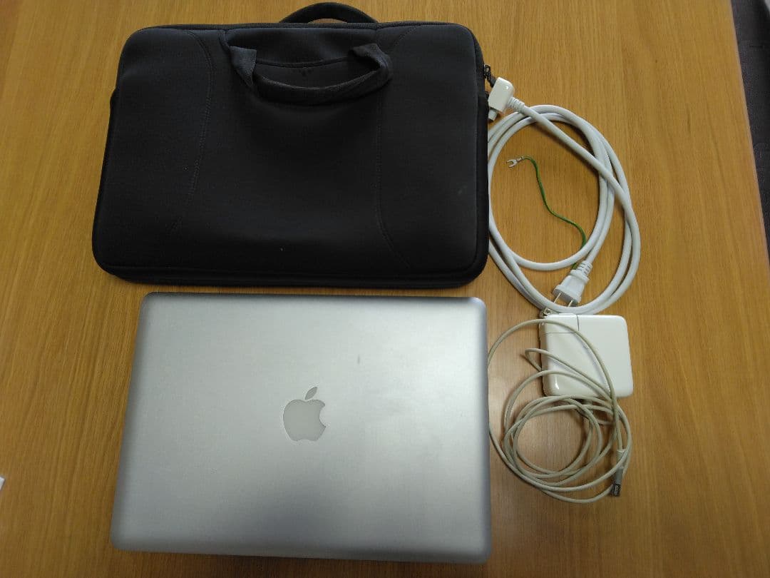 MacBook Pro (13-inch, Early 2011) 　充電器付