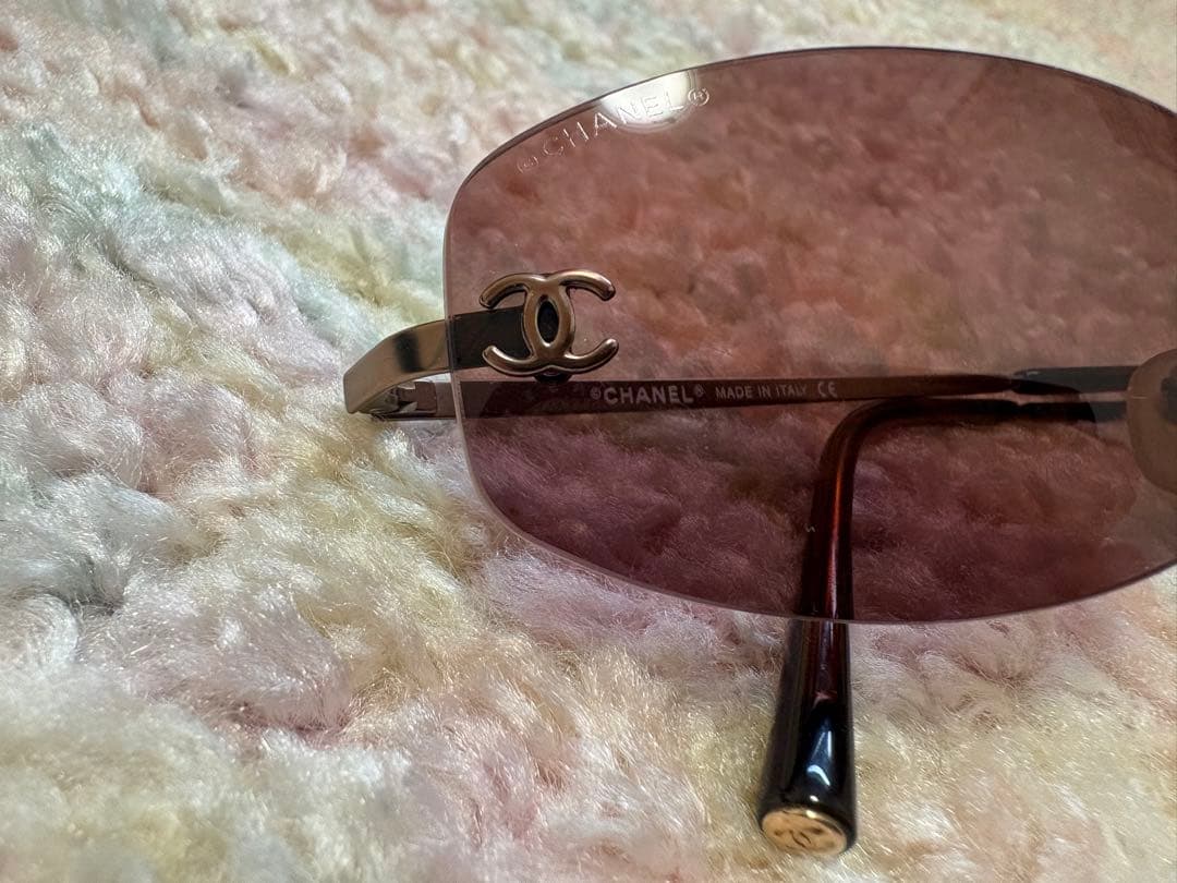 美品✨️【CHANEL】リムレス サングラス 4002 ココマーク 中古