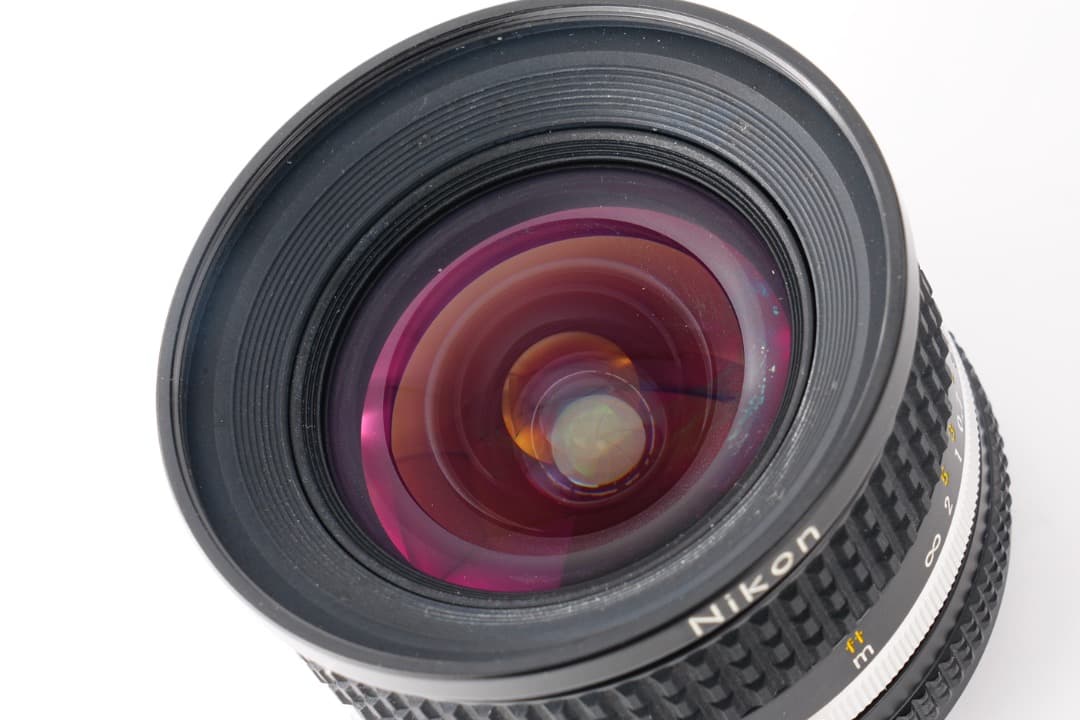 【極美品】Nikon Ai-s Nikkor 20mm F2.8 ニコン 402