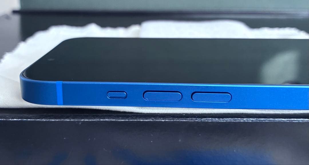 iPhone13 128gb SIMフリー 未使用に近い