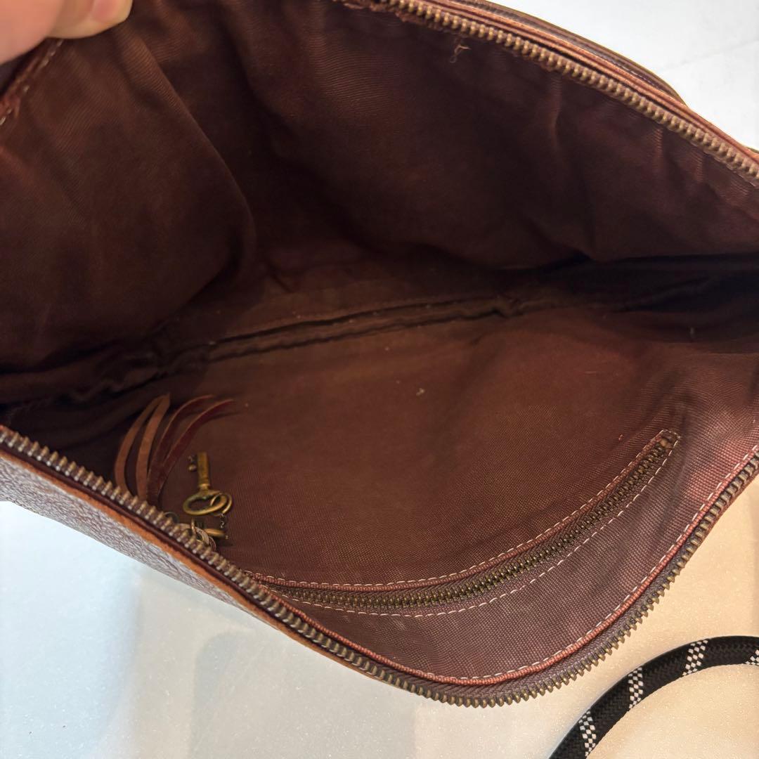 【希少】KETO レザー 斜め掛け ショルダーバック コンチョ　ブラウン　茶色