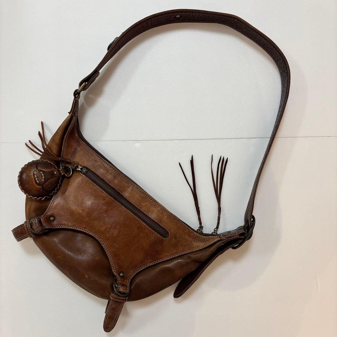 【希少】KETO レザー 斜め掛け ショルダーバック コンチョ　ブラウン　茶色