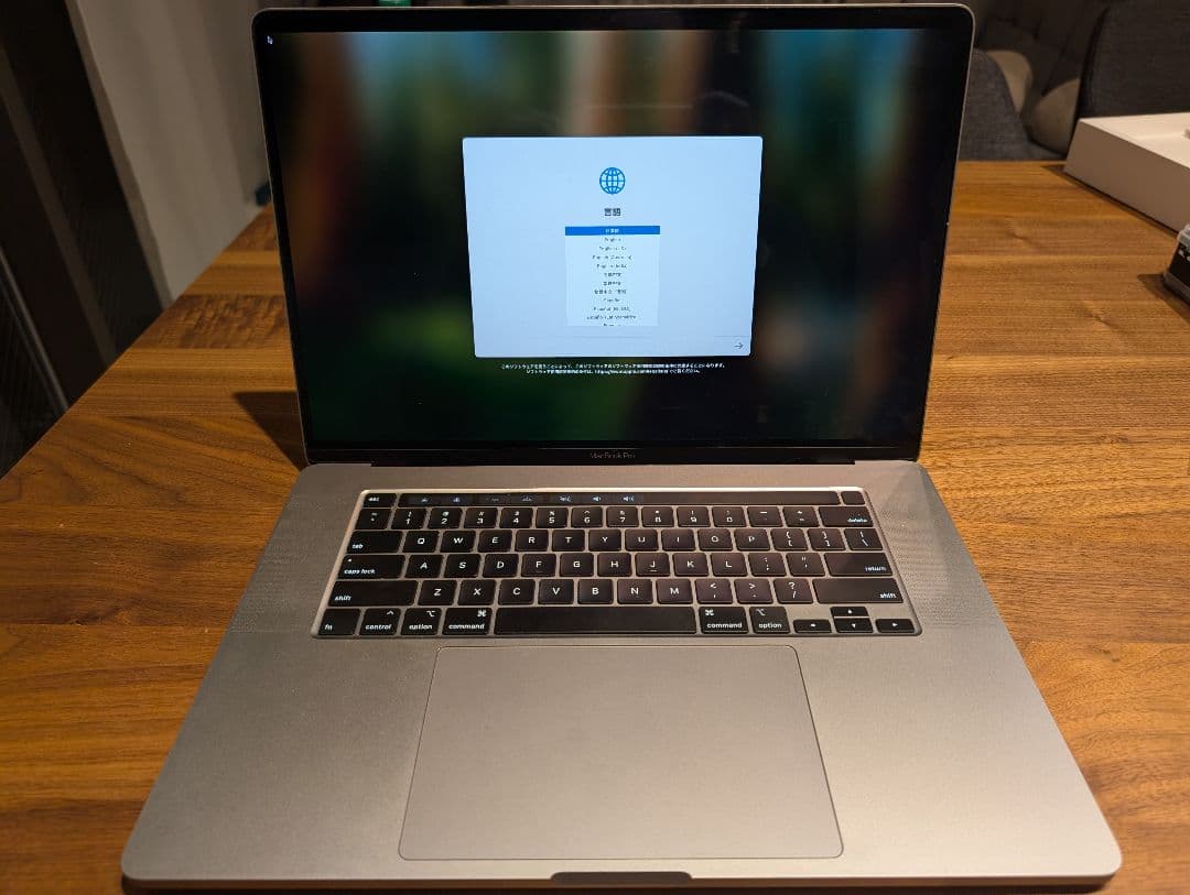 MacBook Pro 2019 16インチ i9 32GB/1TB US