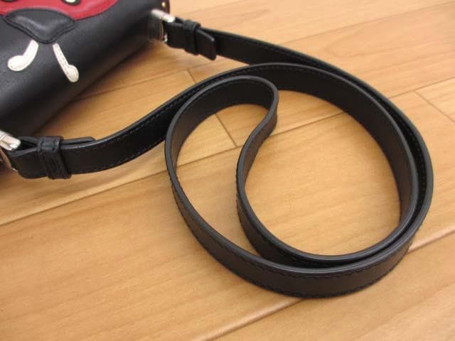 美品 フェラガモ 21G659 ヴァラ VARA ボウ BOW ショルダーバッグ