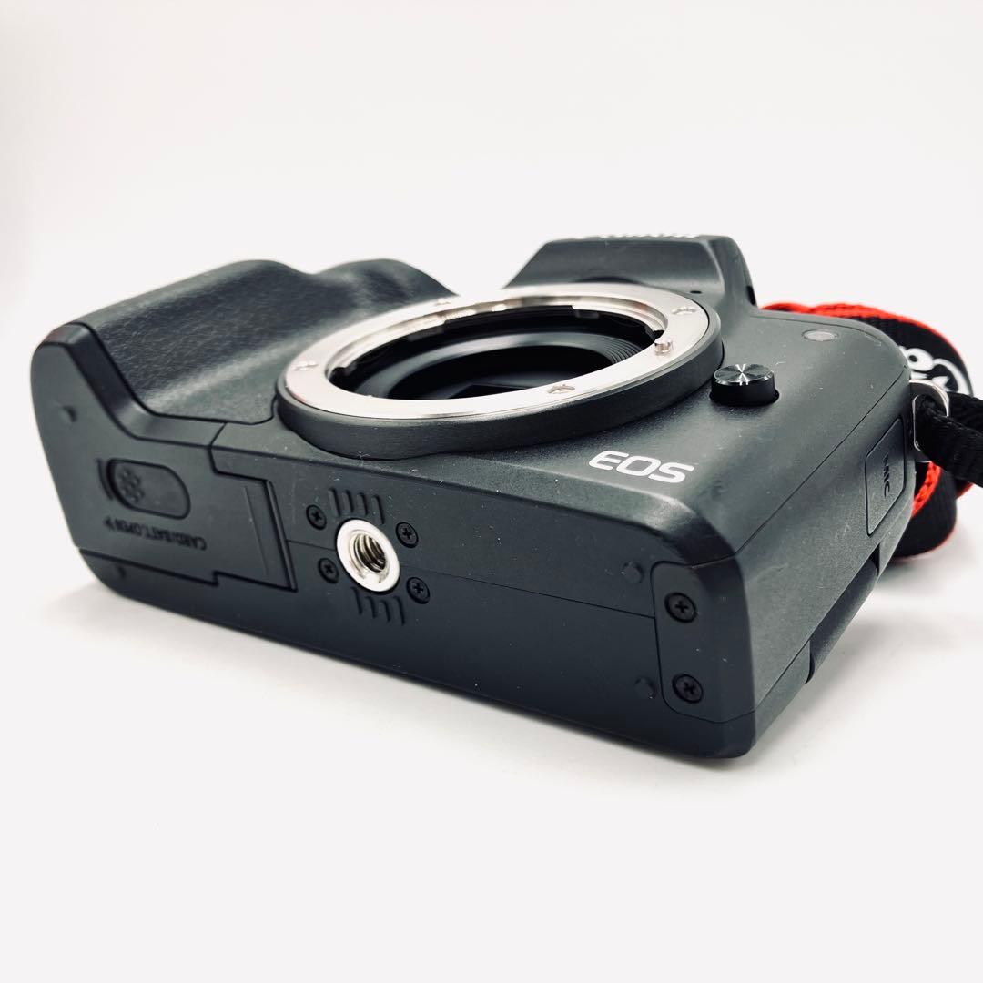 Canon EOS kiss M2 ブラック　15-45mmレンズセット