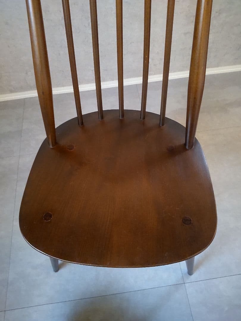 アーコール　ゴールドスミスチェア