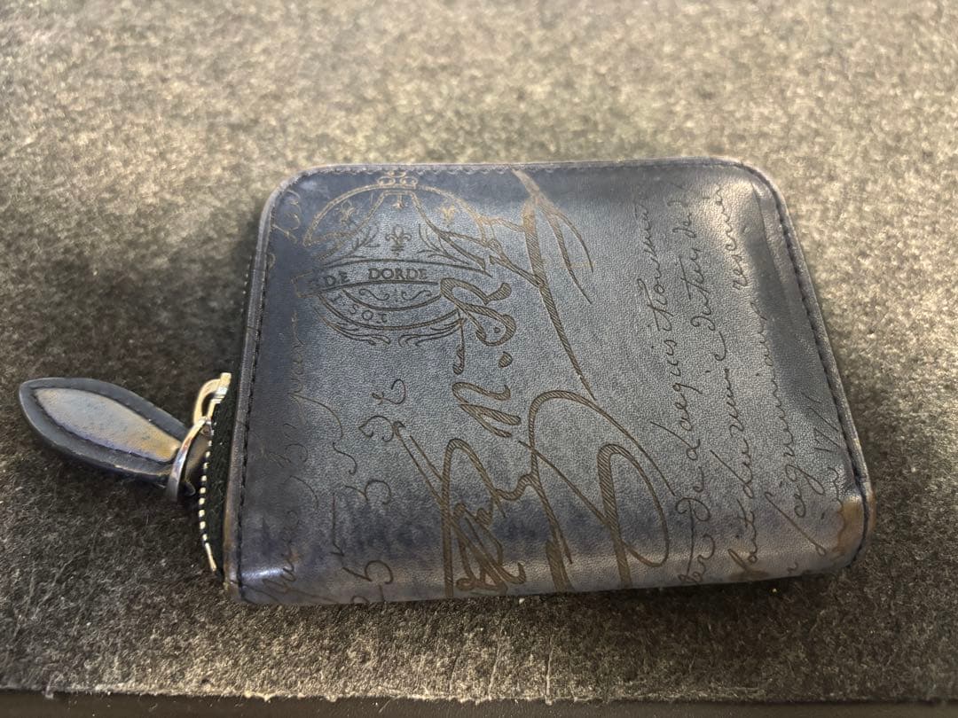 ベルルッティ 限定色　ワパ　スクリットレザー　ジップ付きケース