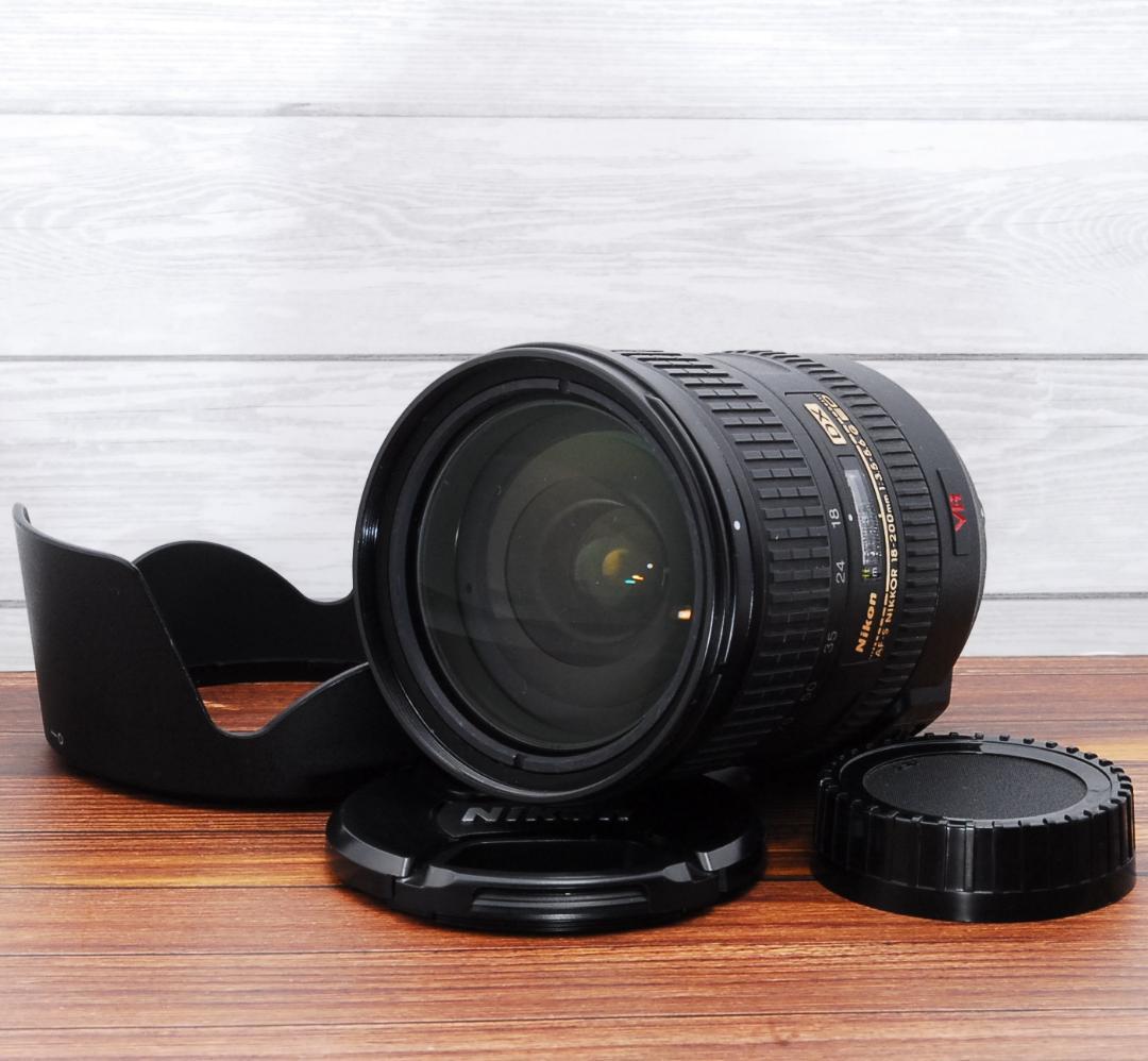 れな　遠近両用レンズ AF-S DX 18-200mm F3.5-5.6G