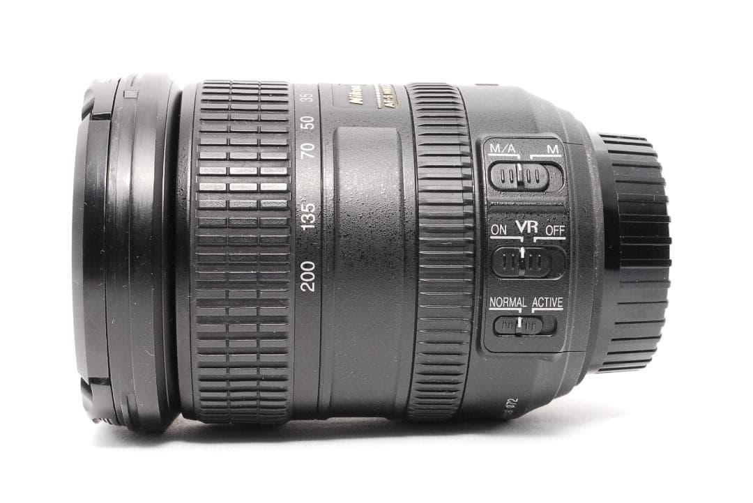 れな　遠近両用レンズ AF-S DX 18-200mm F3.5-5.6G