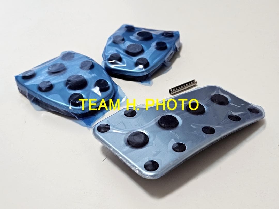 新品　LA400K コペンに☆ トヨタ純正 アルミペダル 3点　MT車用