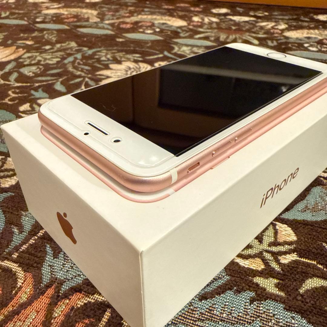 Apple iPhone 7 ローズゴールド 32GB ＊箱付き、一部付属品あり