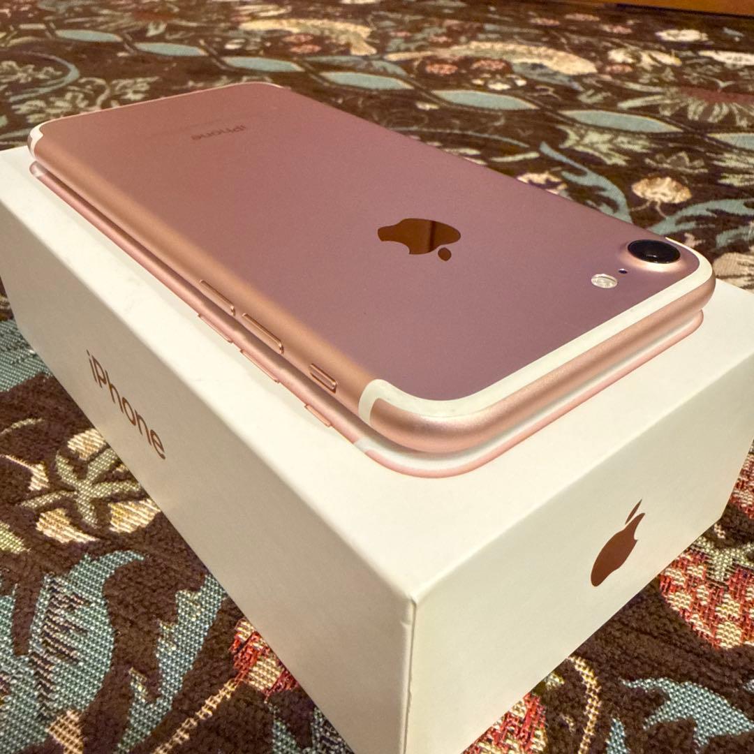 Apple iPhone 7 ローズゴールド 32GB ＊箱付き、一部付属品あり