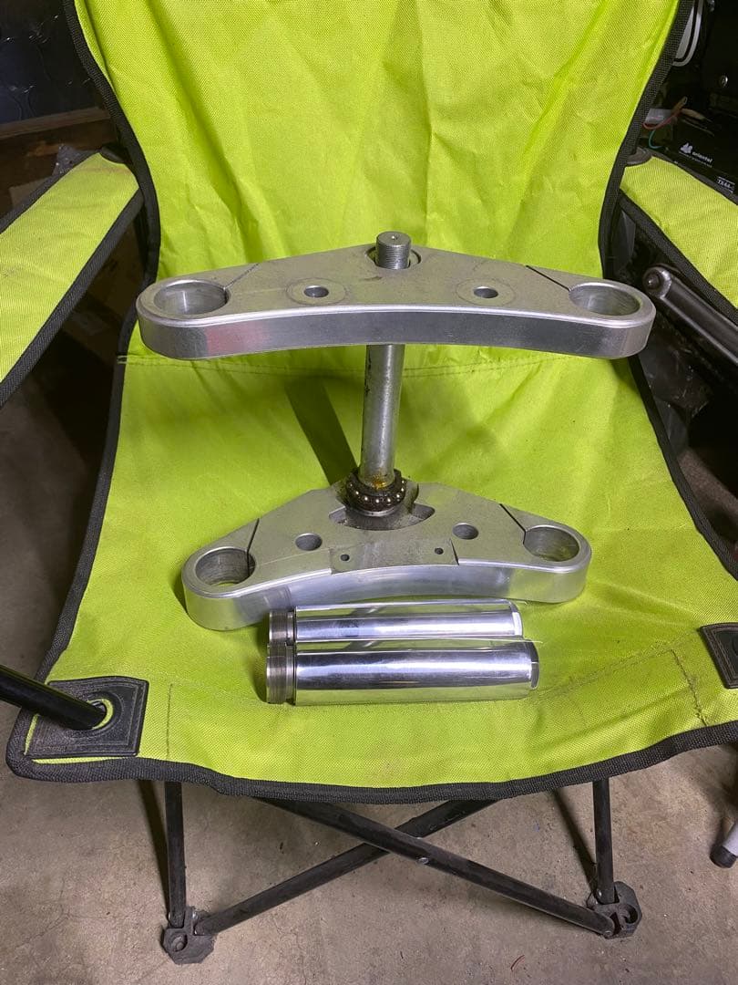 ドラックスター400 トリプルツリーセット