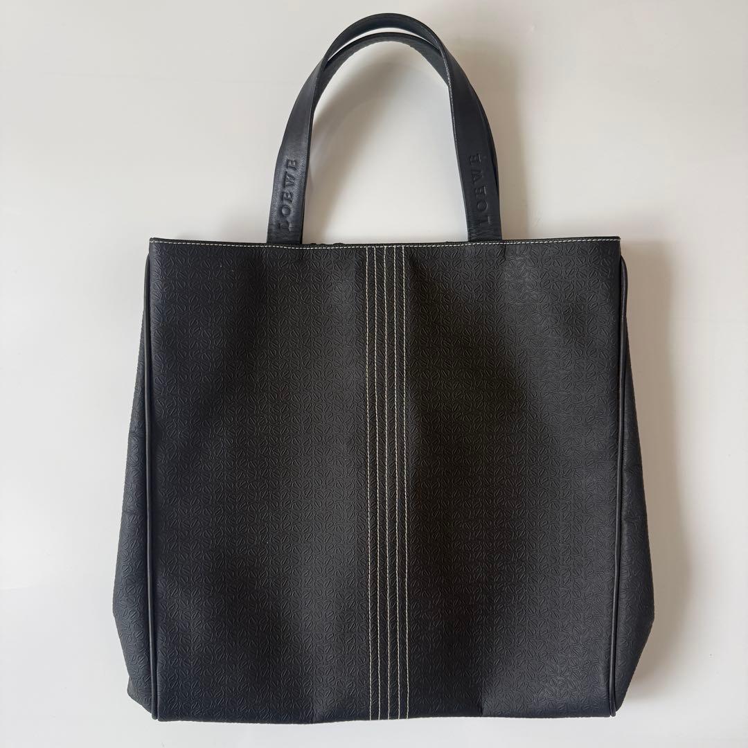 ロエベ　リピートアナグラムトートバッグ　ブラック　A4可　PVC 総柄　ロゴ