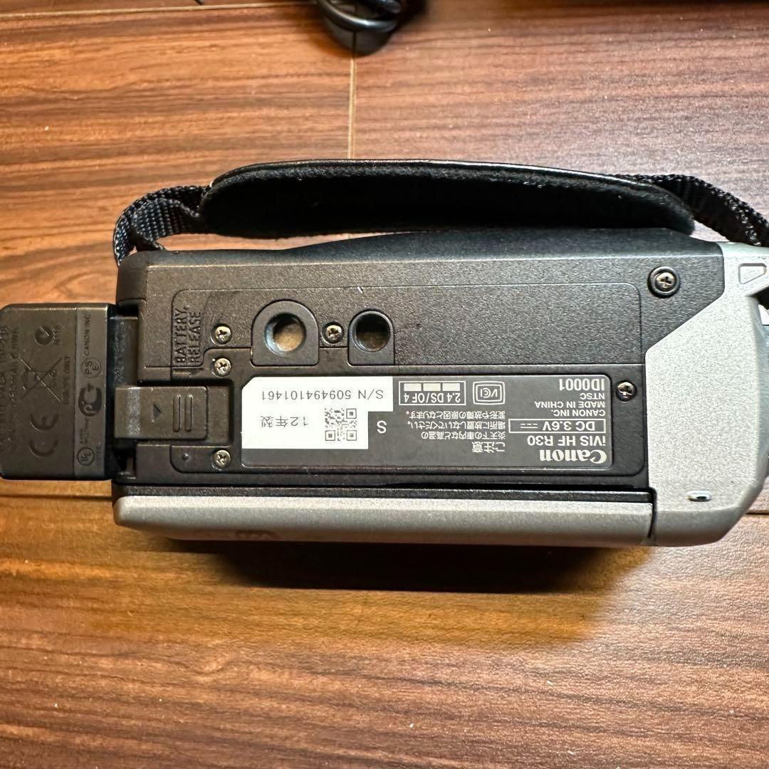 Canon iVIS HF R30 ビデオカメラ 2046