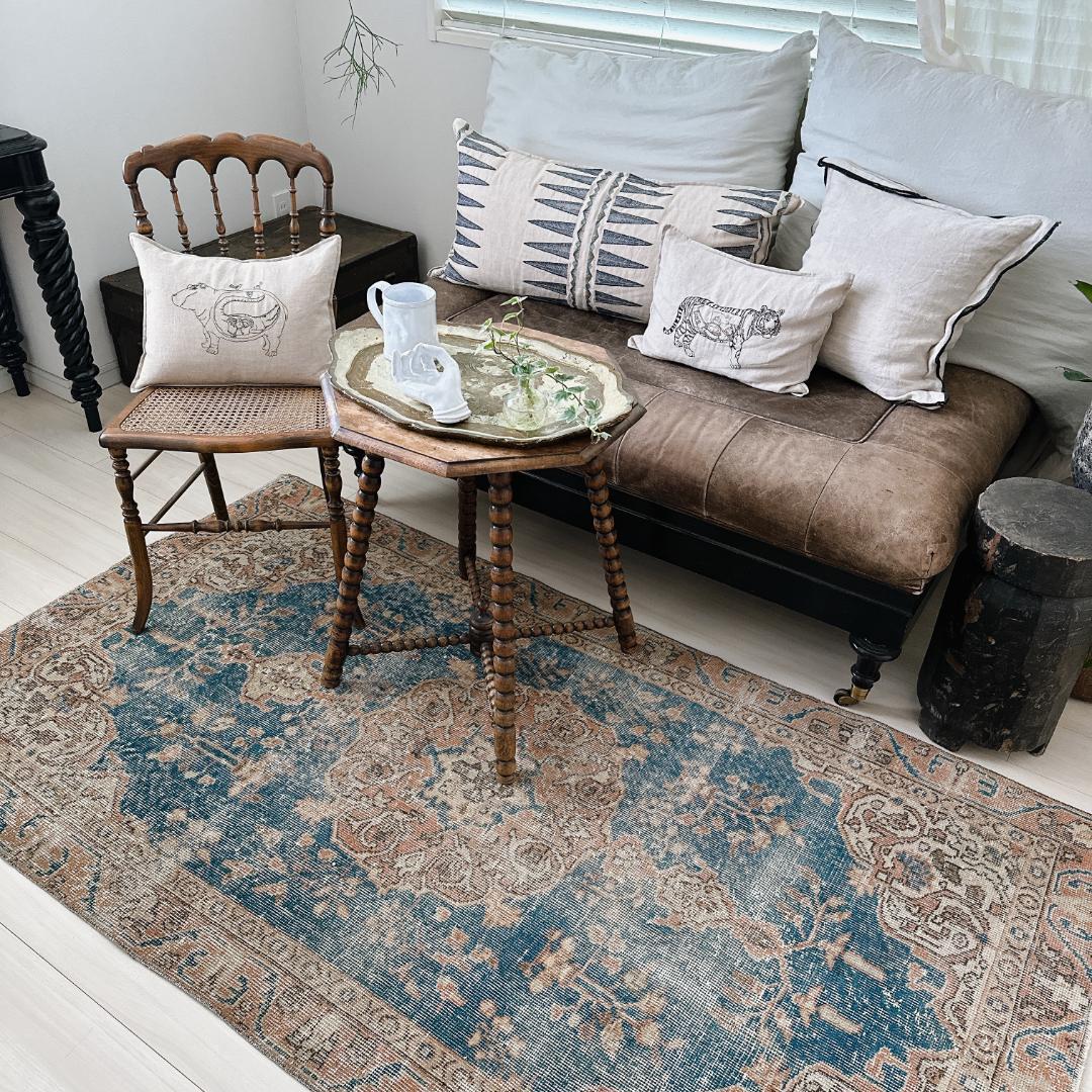 トルコ ヴィンテージラグ A119 レア ネイビー アプリコット ベージュ