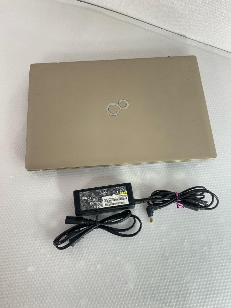 美品 ノートパソコン 富士通 Corei3 メモリ8GB office2021付