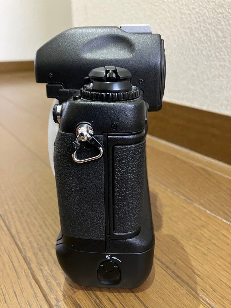 Nikon F5 一眼レフカメラ 35mmフィルム