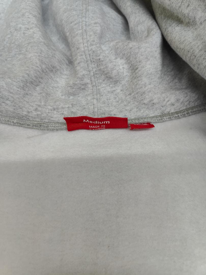 Supreme グレー ジップアップパーカー 24fw