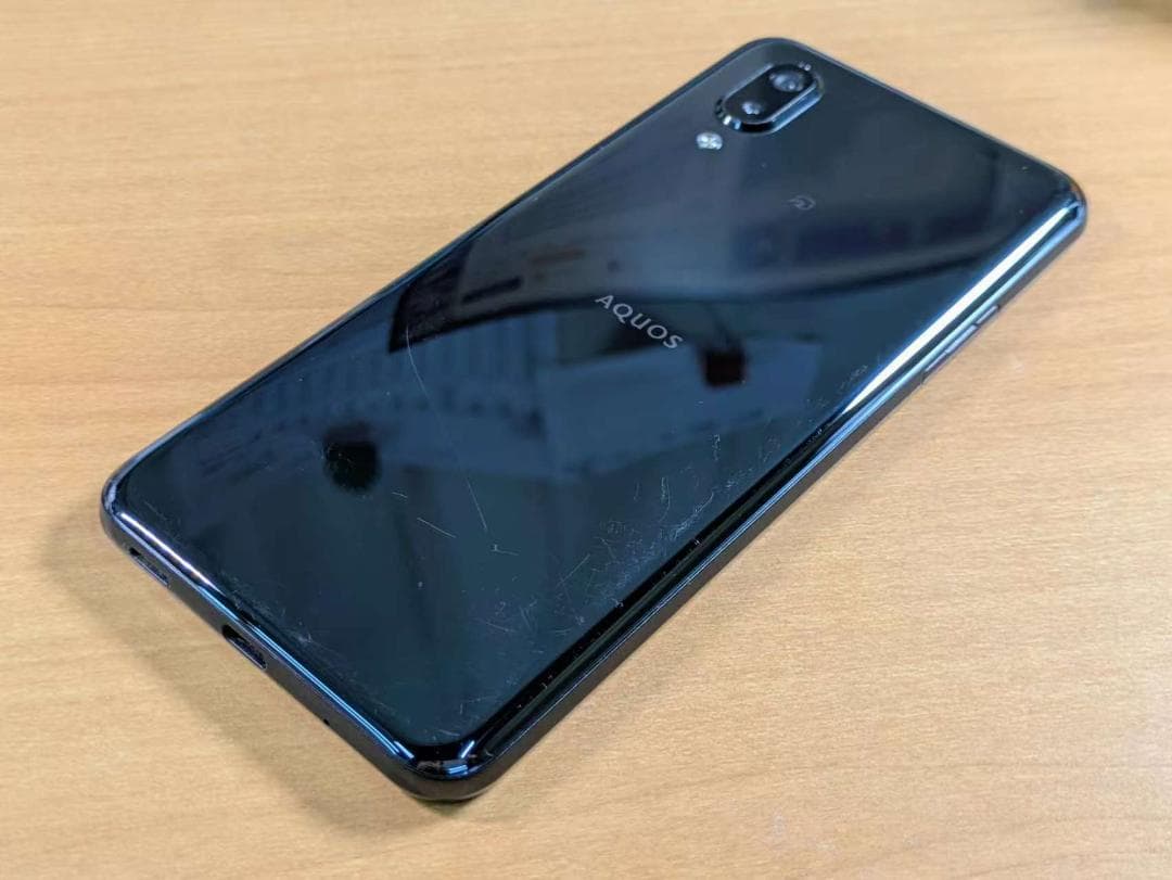 スマートフォン本体 111200D AQUOS sense3 plus 901SH 128GB