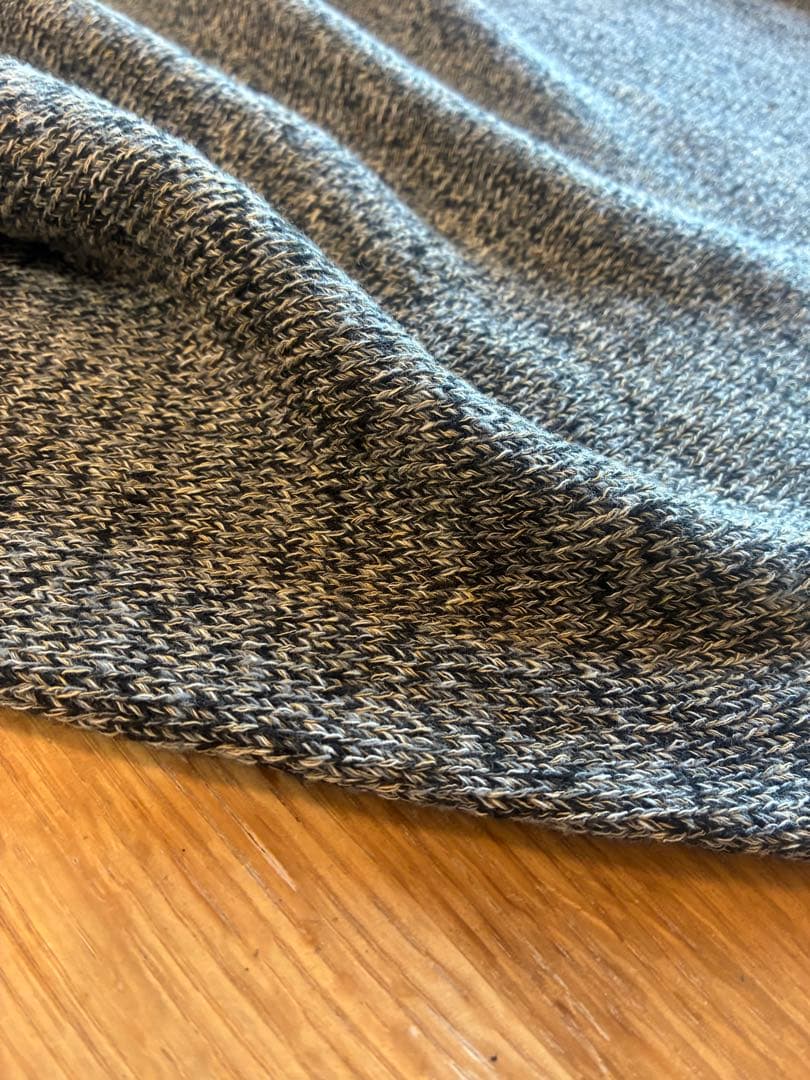 ヨーガンレール　多色の彩り豊かな柔らかたっぷりゆったりニット　ババグーリ