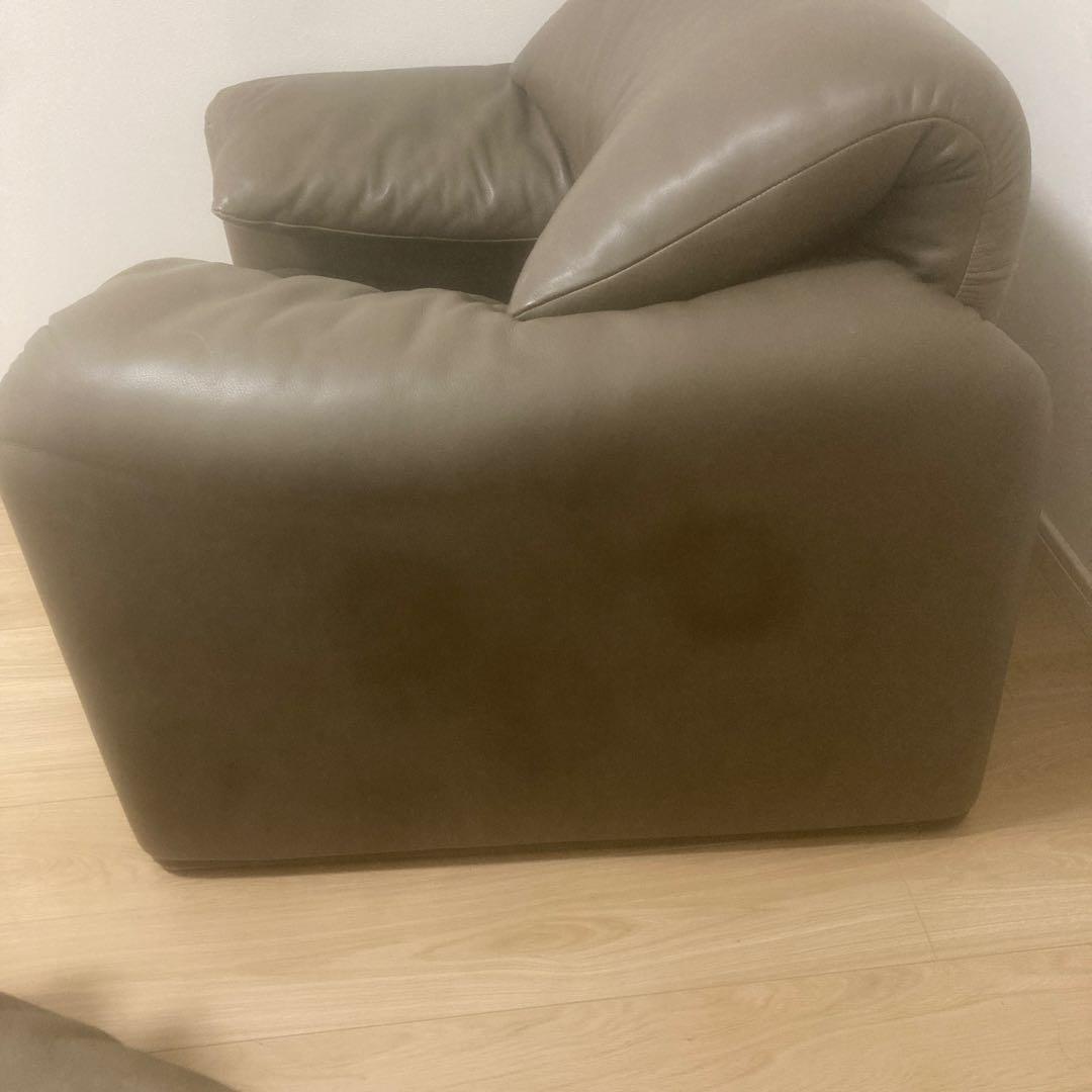 週末限定価格！カッシーナ　マラルンガFZ革 グレー　オットマン付