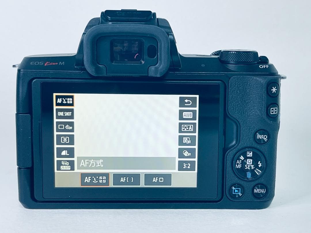 Canon キャノン EOS Kiss M ブラック 【美品！動作確認済】