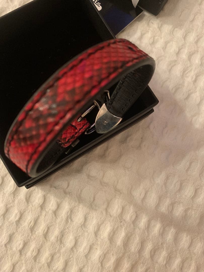 （専用）Artemis Classic レッドレザーブレスレット　レッドパイソン