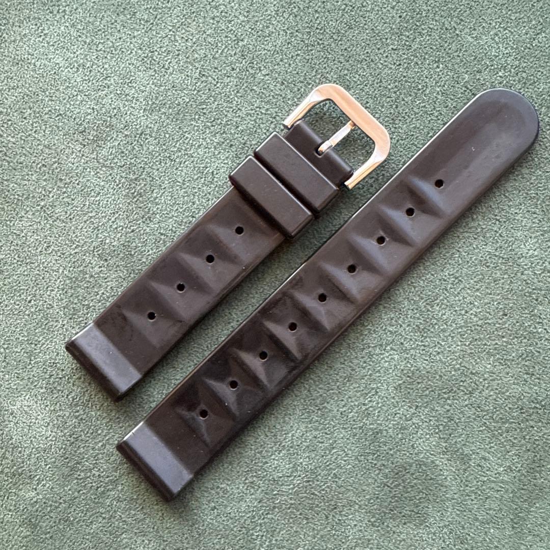 セカンドダイバーズ・タイヤトレッドパターン ストラップ