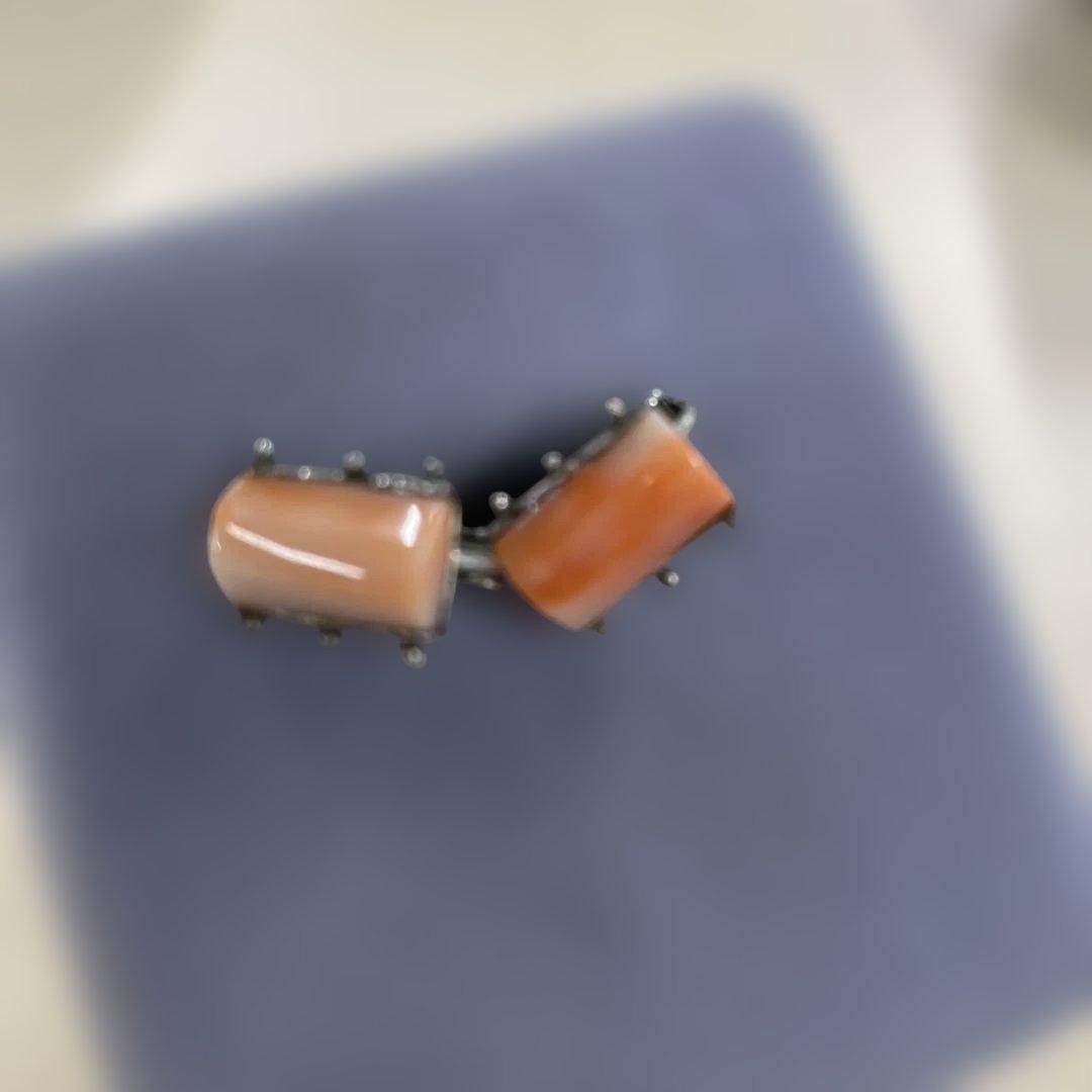 未使用　珊瑚　サンゴ　鳩の形状ブローチ ピンク珊瑚　イヤリング　淡いピンク