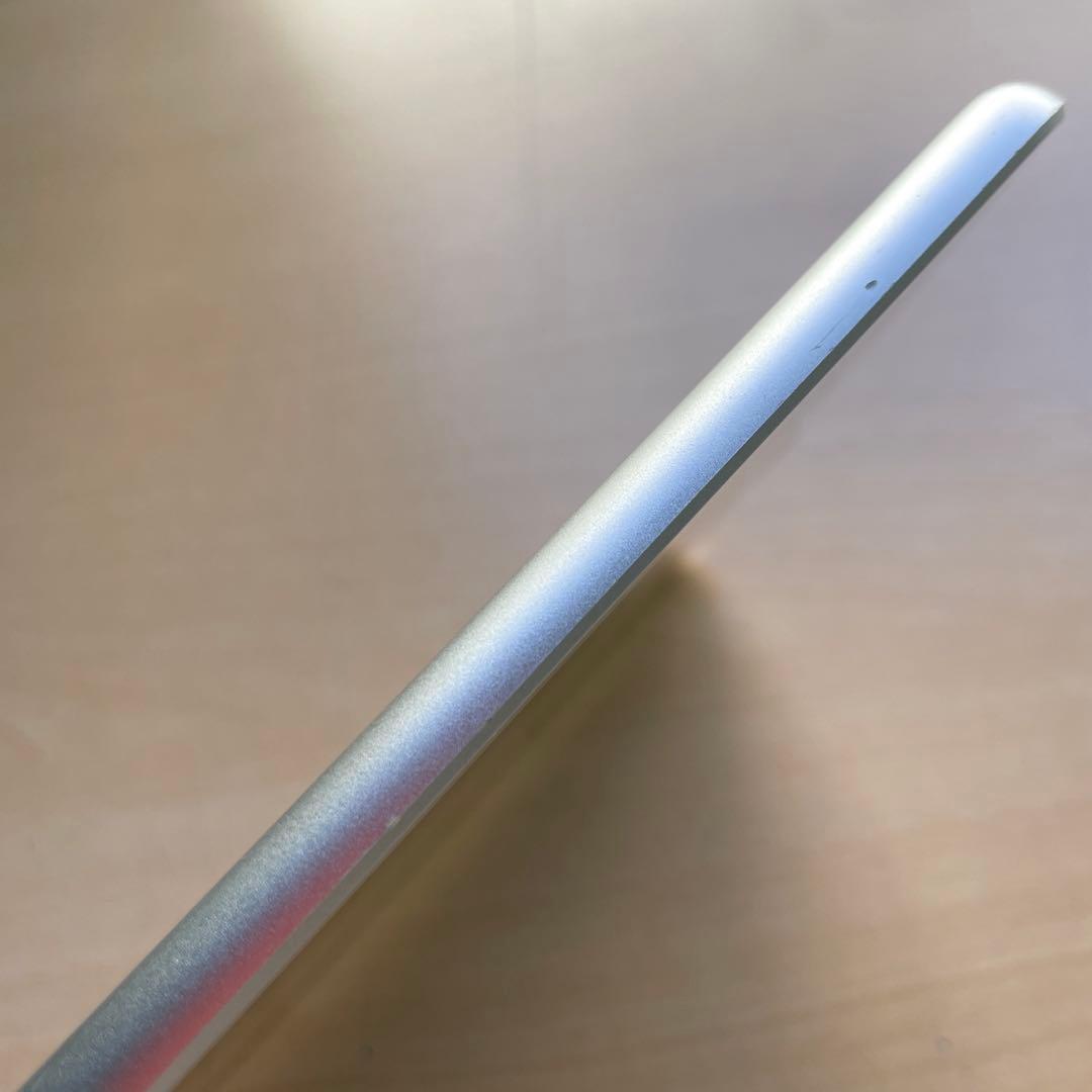 iPad 第6世代　A1893　Wi-Fiモデル　シルバー　32GB #6