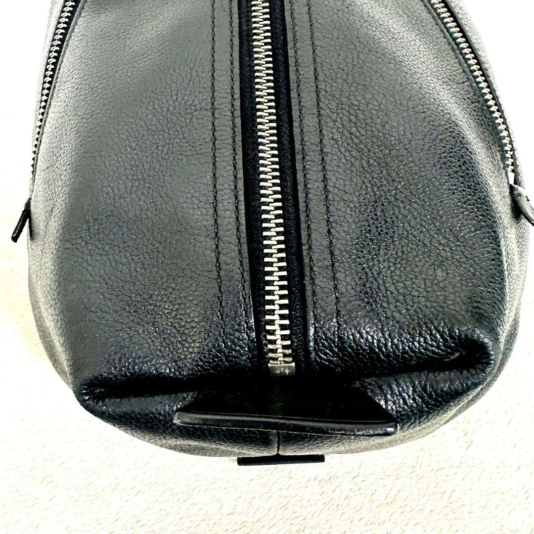 コーチ ボディバッグ トンプソン スリングバッグ ショルダーバッグ レザー 黒