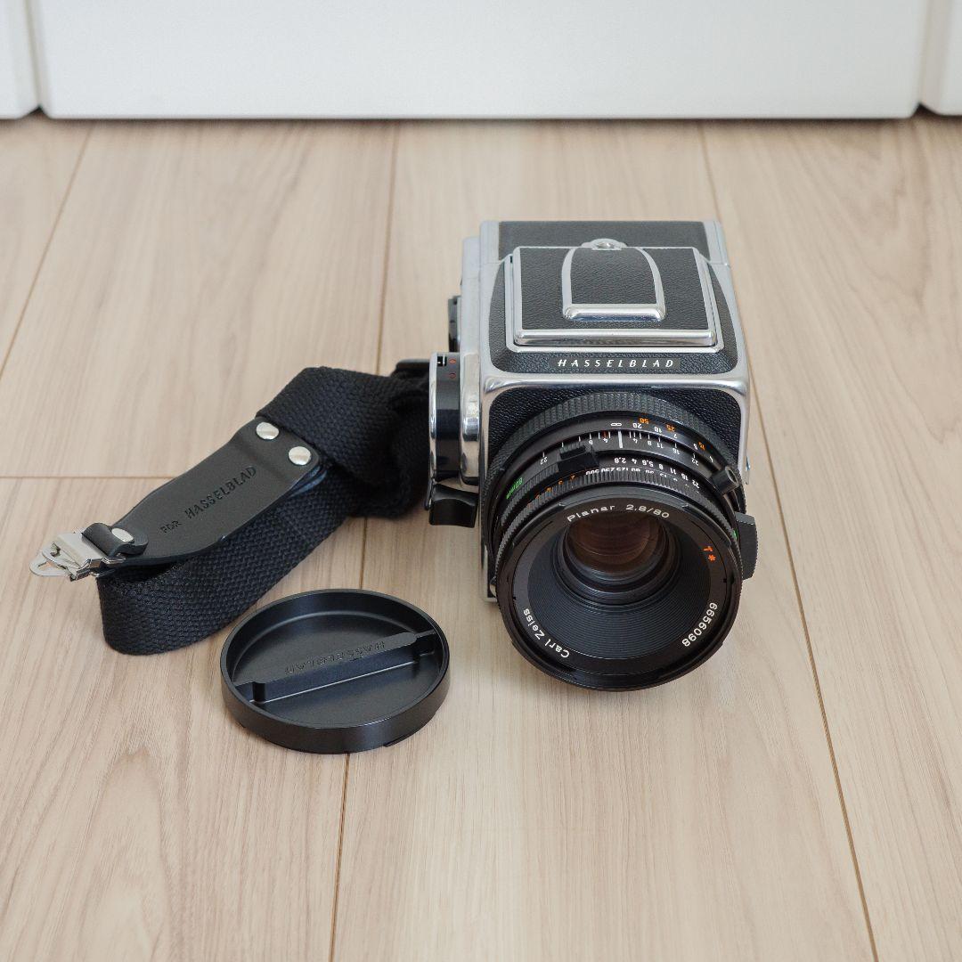 フィルムカメラ 500C/M + Planar T* CF 80mm F2.8