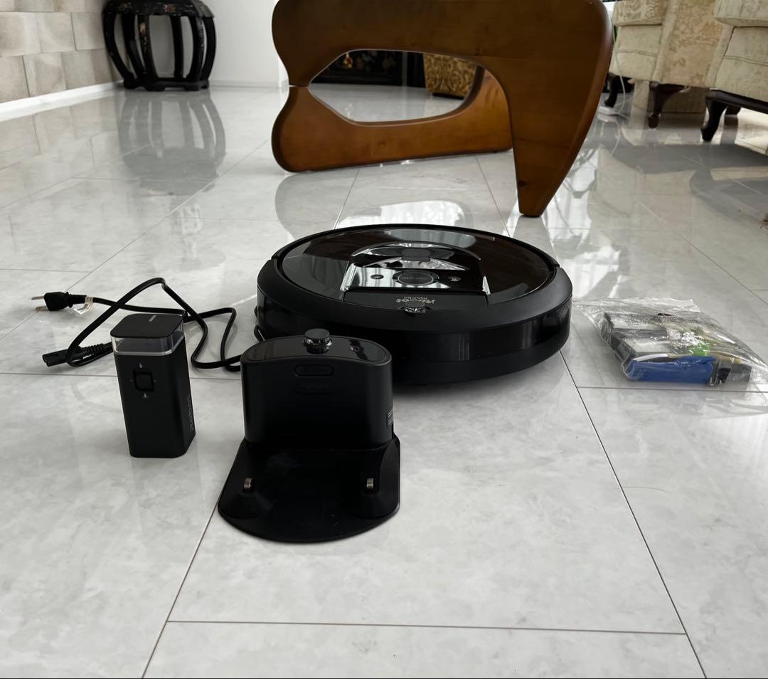ルンバ i7 iRobot Roomba i7 掃除ロボット　アイロボット　美品