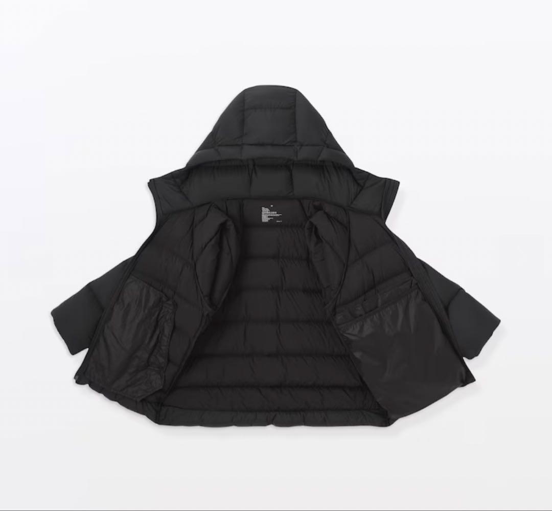 無印良品軽量ダウンポケッタブルフード付きジャケット婦人Ｍ・黒