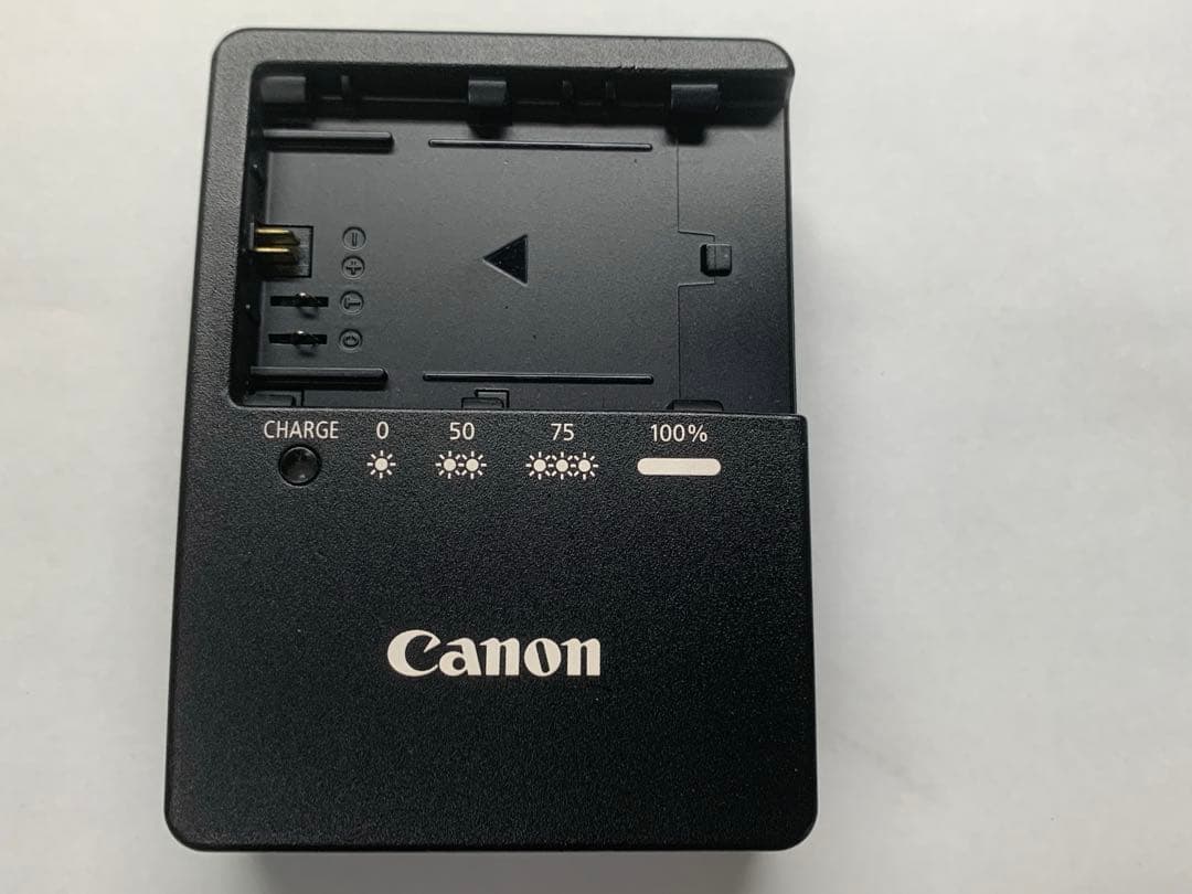 「ミーナ」Canon EOS7D 本体＋ BG-E7 ＋レンズセット