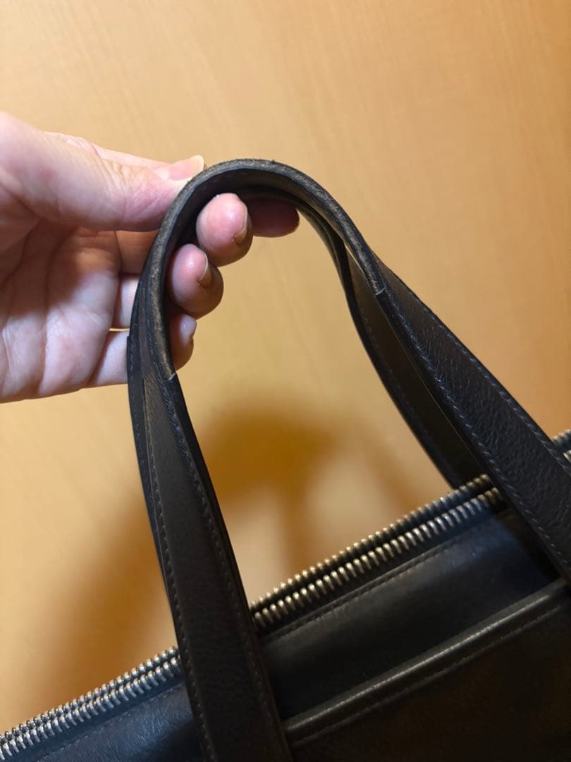 ⭐️最終お値下げしました⭐️PRADA⭐️ 黒 レザー ビジネストートバッグ　三角ロゴ