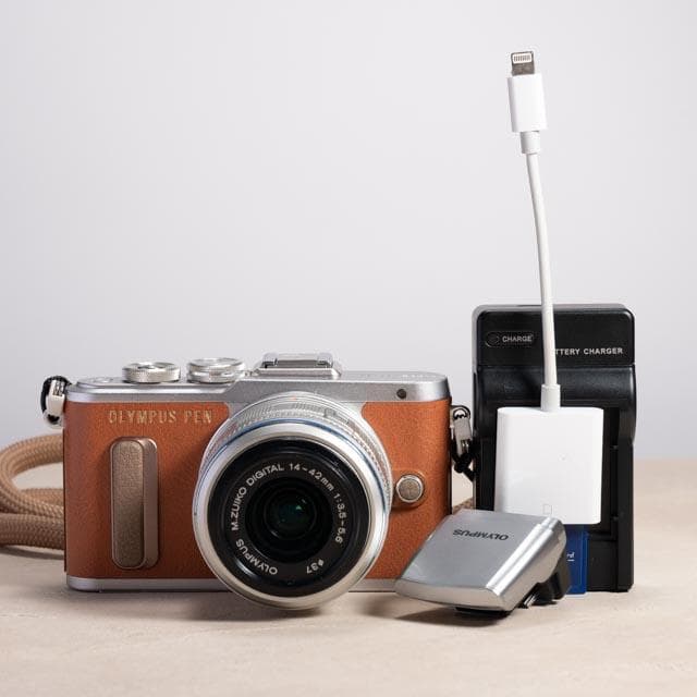 OLYMPUS PEN E-PL8 レンズキット スマホ転送OK