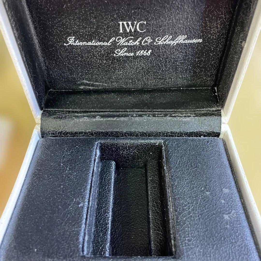 IWC クロノグラフ ブラック文字盤