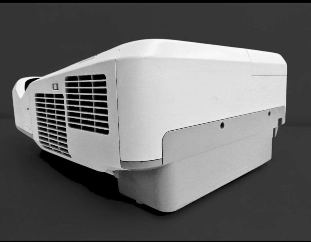 新品リモコンEPSON 超単焦点 ホームシアタープロジェクター 208