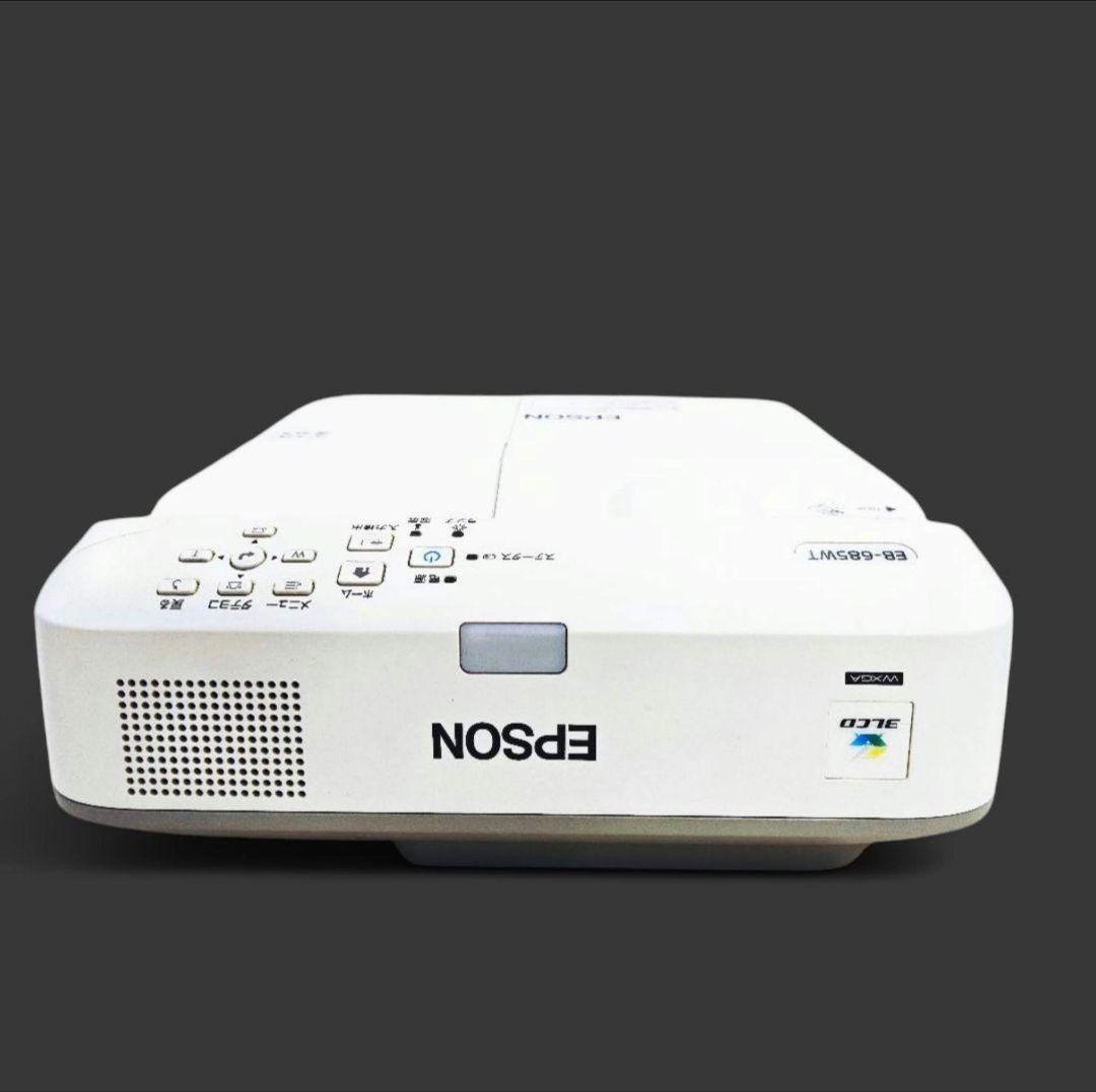 新品リモコンEPSON 超単焦点 ホームシアタープロジェクター 208