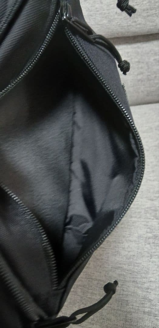 Supreme　斜めがけ　美品