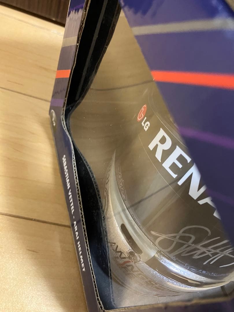 F1 2010 ベッテル 直筆サイン入り ミニヘルメット レッドブル